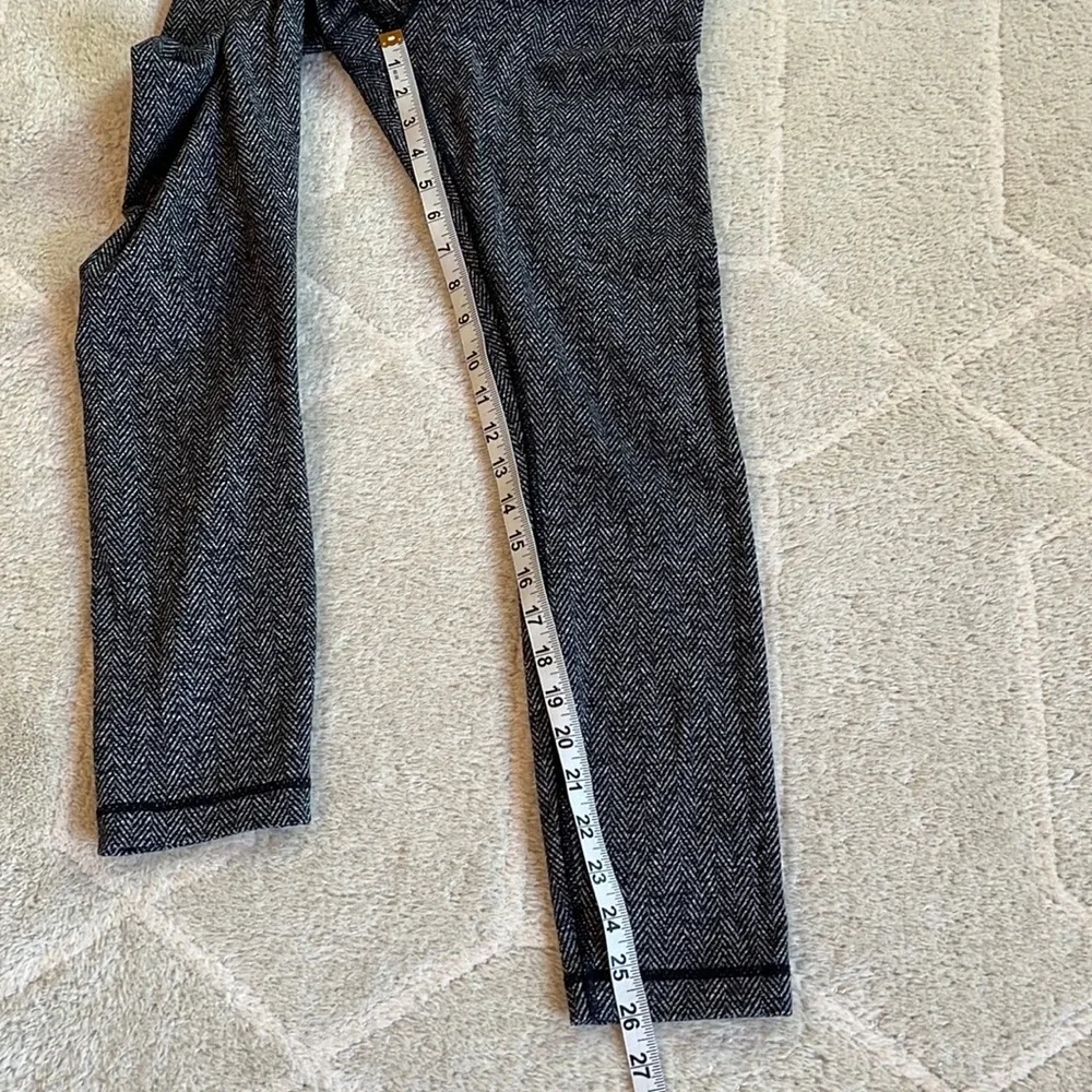 Lululemon Herringbone Leggings - Picture 14 of 14